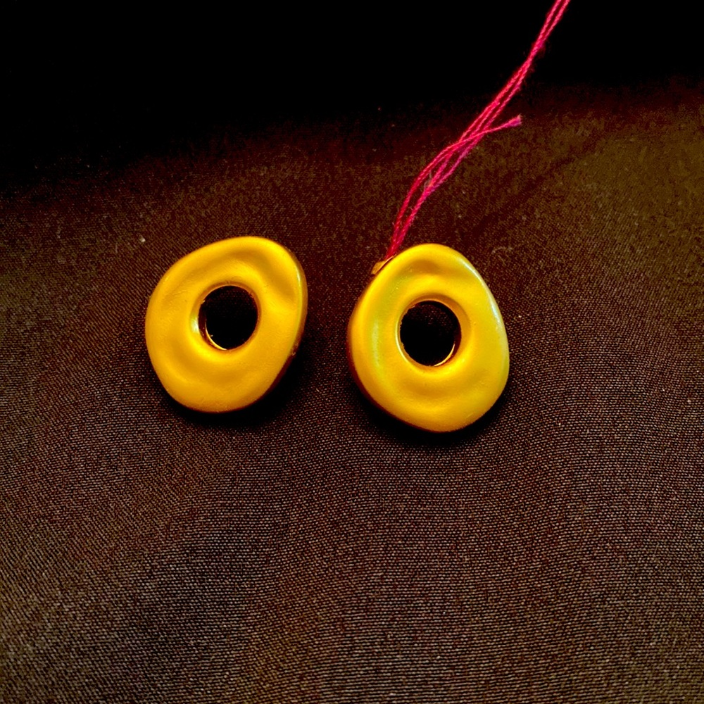 Ladies gold earrings